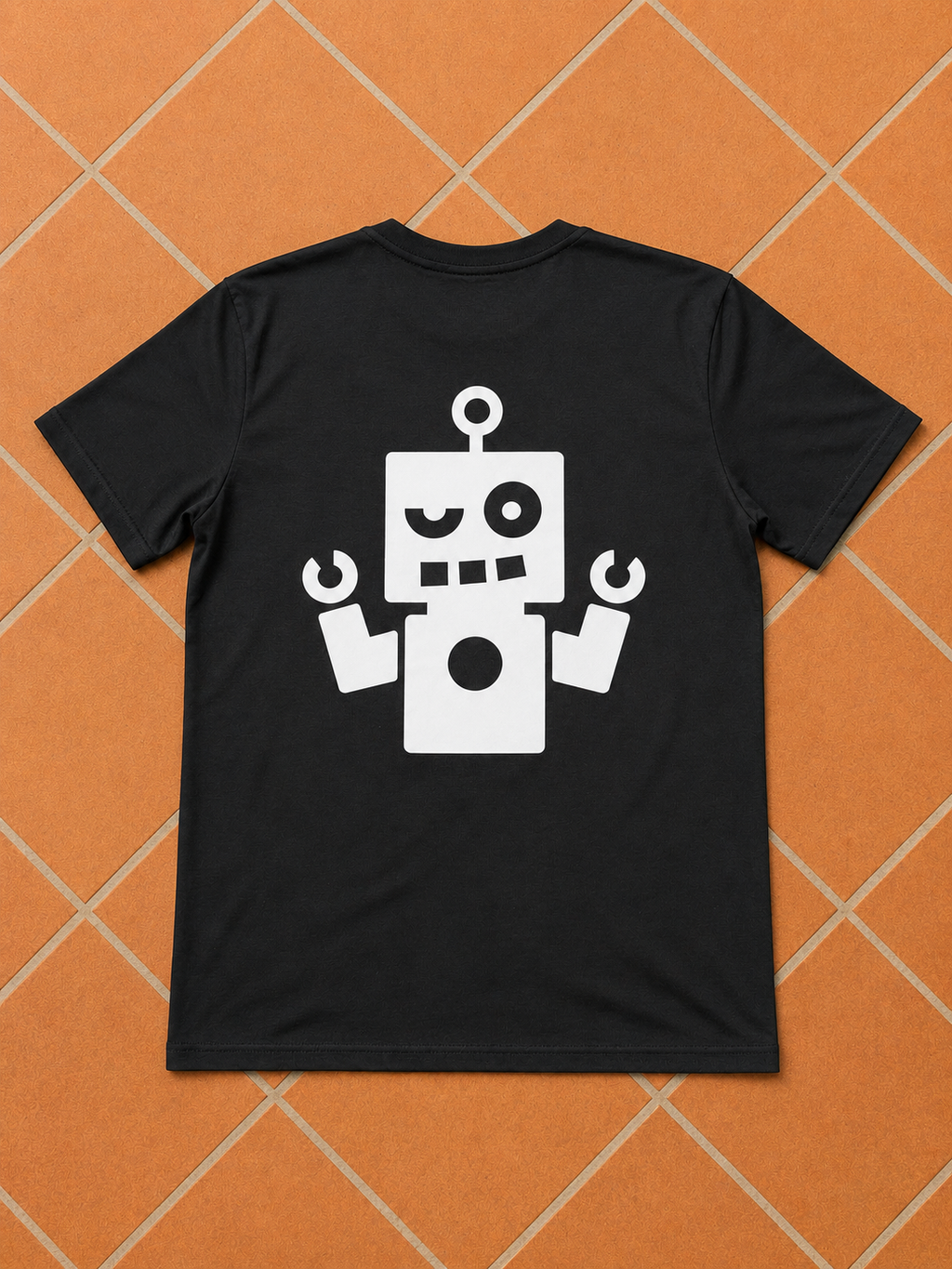 Camiseta negra - logo blanco