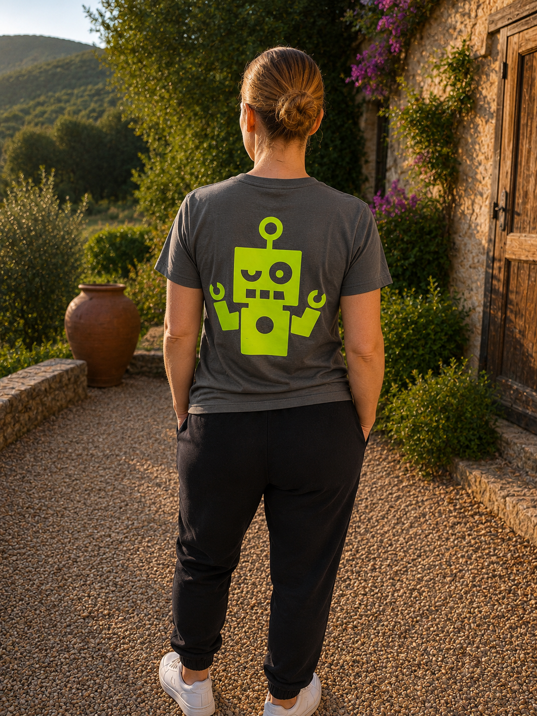 Camiseta kaki - logo amarillo flúor