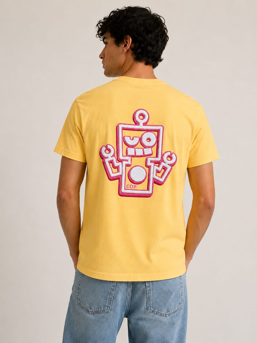 Camiseta amarilla -Logo Rosa efecto bordado